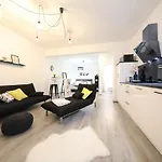 Luxury Apartments 1107